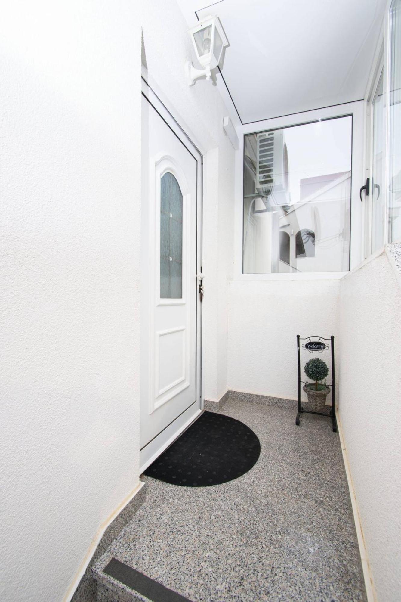 Apartment Meri Razanj With Sea View المظهر الخارجي الصورة