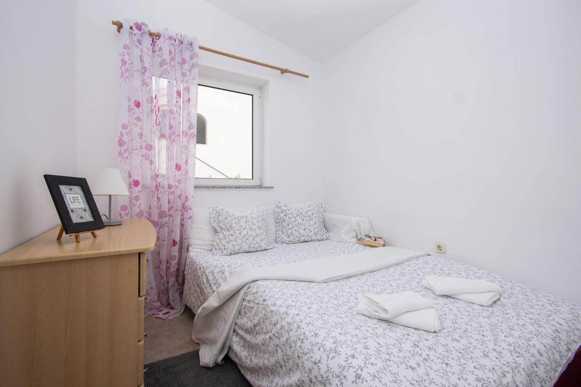 Apartment Meri Razanj With Sea View المظهر الخارجي الصورة